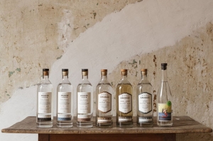 Mezcal Amores trasciende en su historia para convertirse en Mezcal Amarás