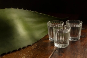 Festejemos México: Consejos para tomar mezcal como un verdadero experto